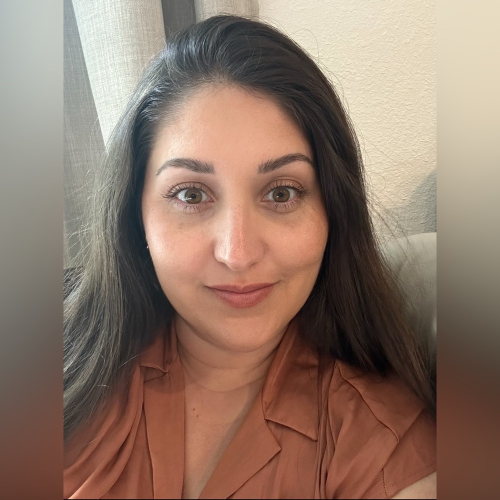 Meet your Posher, Candice